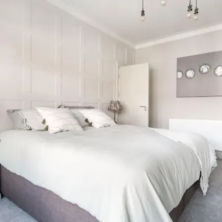Xxhot Tubxx 4Bed Semi, Sleeps 8, 2 Bathrooms Blackpool Exterior photo