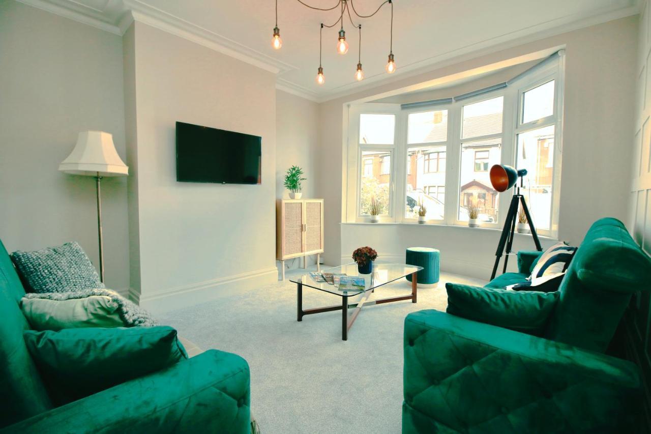 Holiday home Xxhot Tubxx 4bed Semi, Sleeps 8, 2 Bathrooms Blackpool
