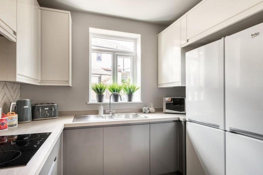 Holiday home Xxhot Tubxx 4bed Semi, Sleeps 8, 2 Bathrooms